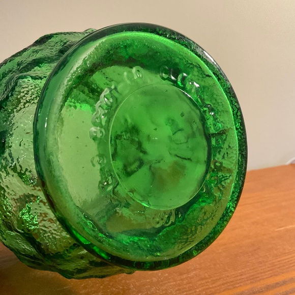 Vintage E.O. Brody Company Green Crinkle Glass Flower Vase 8” - Picture 10 of 13